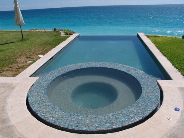 Pool by the Medina family